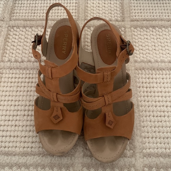 Sperry Wedges - Picture 3 of 10